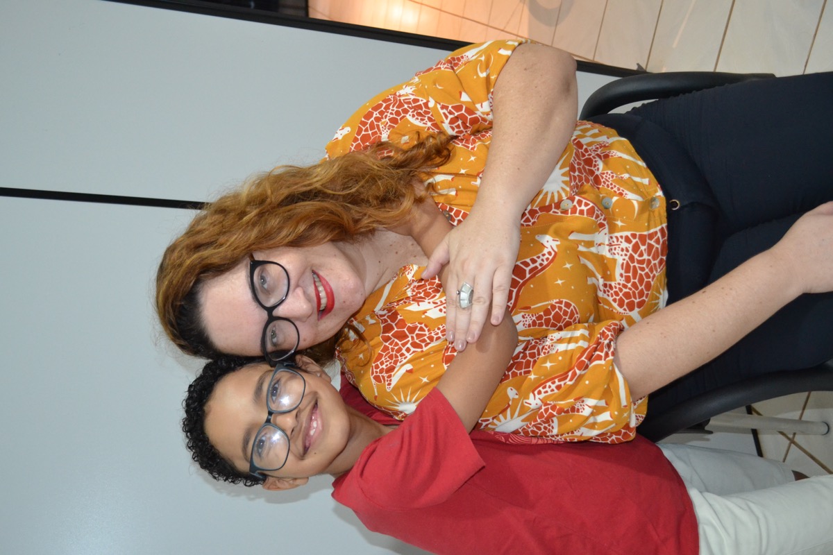 Enzi Castro Costa e Naeli Simoni de Castro