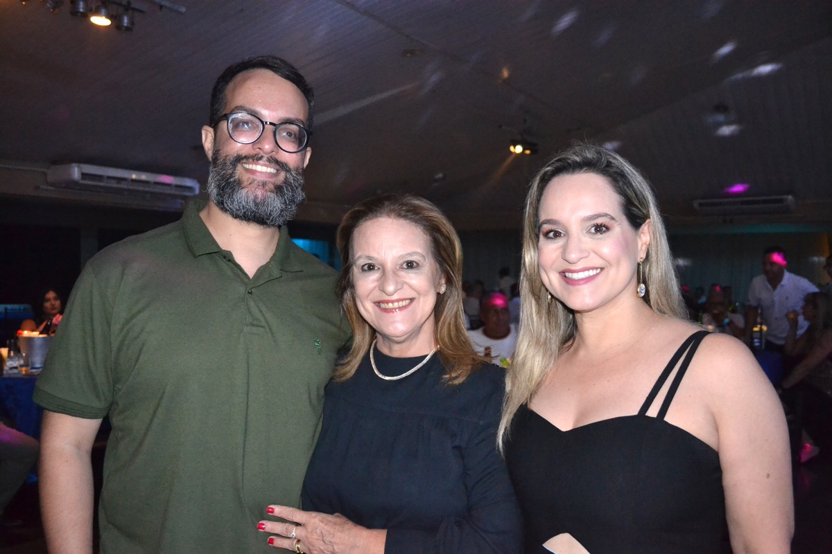 F&aacute;bio, Toninha Martins e Caline