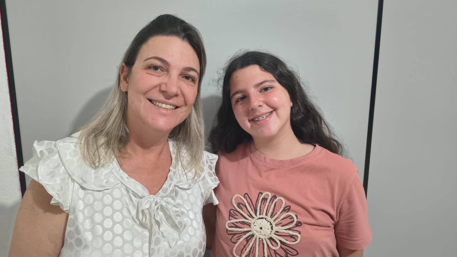 Maria Ang&eacute;lica Zara Gomes e Giovana